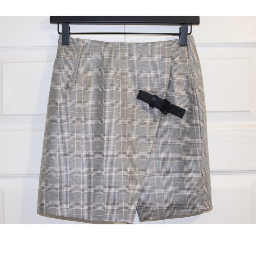 J. ING plaid mini skirt